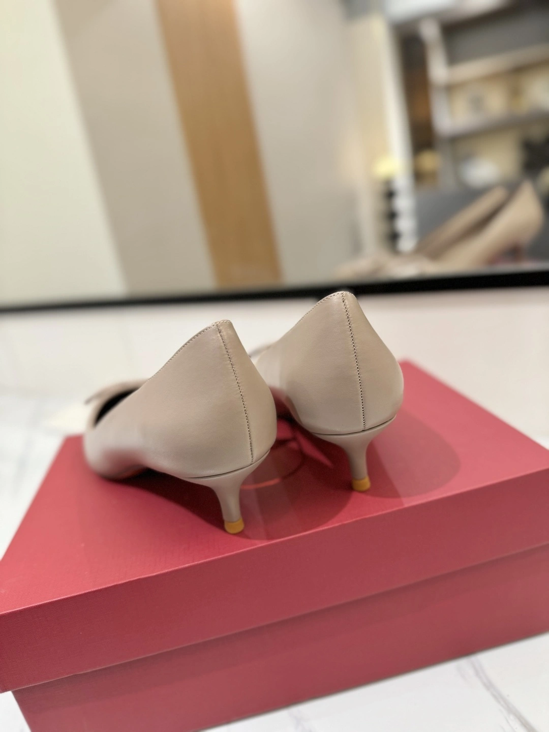 COCO-- V1859ti9o 1W2S0EN0MZFP45 Heel height：4.5CM goatskin Calfskin item:E-X138C3026